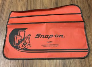 Vtg 1989 Snap - On Tools Car Truck Fender Cover Auto Tool Apron Cks7 29” Wide Red