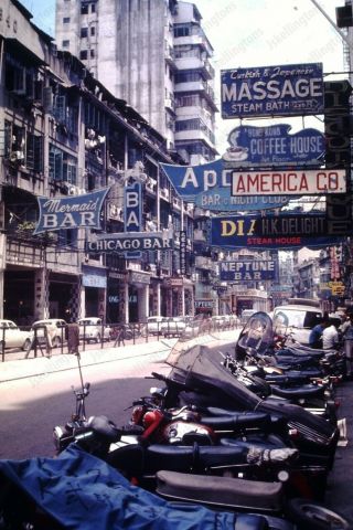 1970s Hong Kong Street Scene Vintage 35mm Slide Ah15