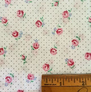 Vtg Tiny Rose & Polka Dot Print White Dimity Semi - Sheer Cotton Fabric 49 " X 35 "