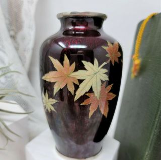 Vintage Japanese Sato Cloisonné Art Pigeon Blood Vase Leaves