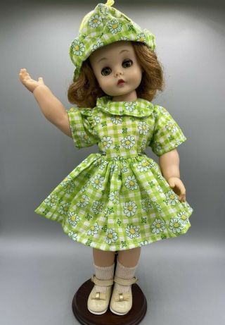 1958 Madame Alexander " Marybel " ? Vinyl Doll W.  Twist Waist,  Sleep Eyes,  15 " Tall