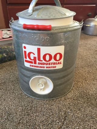 Vintage Igloo Galvanized Metal Water Cooler Jug Perm - A - Lined 2 Gallon Gal Rare