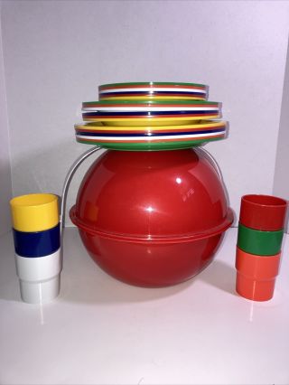 Vintage Ingrid Red Party Ball Complete Plastic Picnic Set Chicago Usa Set Of 6