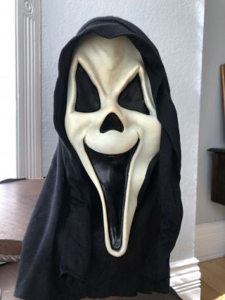 Vintage Fearsome Faces Scream Ghostface Ghost Face Mask Fun World Div Cloth Hood
