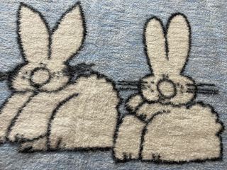 Biederlack USA Throw Blanket Bunny rabbit carrot Vintage 1985 54” x 71” acrylic 3