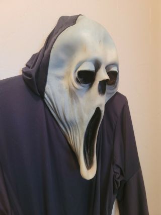 Vintage 1995 SCREAMING GHOUL MASK WITH LONG ROBE BELT ONE SIZE FITS MOST ADULTS 3