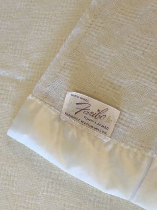 Vintage Faribo 100 Wool Blanket 74x92 Waffle Weave Ivory With Satin Trim