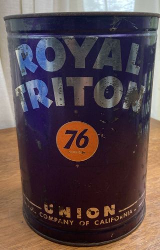 Vintage 5 Quart Triton Metal Motor Oil Can Union Oil Co.  Calif.  Gas & Oil Full