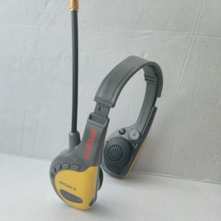 Vtg Yellow Sony Walkman Sports Radio Am/fm Headset Srf - Hm55 10 Presets