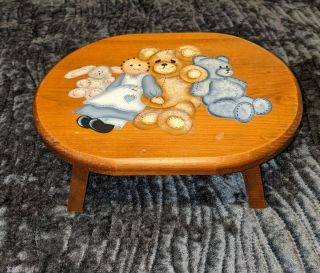 Vintage Wooden Hand Painted Child’s Step Stool Bench Bears Dolls 4 " Tall 11.  5 "
