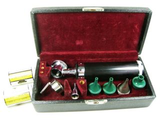 Vintage Welch Allyn Otoscope Auriscope Medical Doctor Hand Instrument In Case