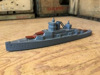 Vintage Tootsie Toy Chicago 1930s Metal Wwi Era 12 Gun Battleship Boat Toy