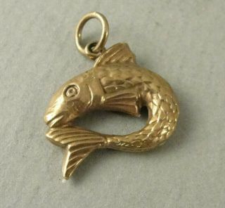 Vintage 9ct Gold Lucky Fish Charm.  C1960
