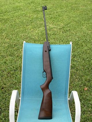 Vintage Beeman Model 0035 Air Rifle.  177 Cal.  Pellet Gun