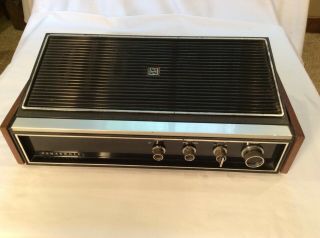 Vintage Mcm Panasonic Model Re - 7441 Am Fm Table Radio - & Plays Well