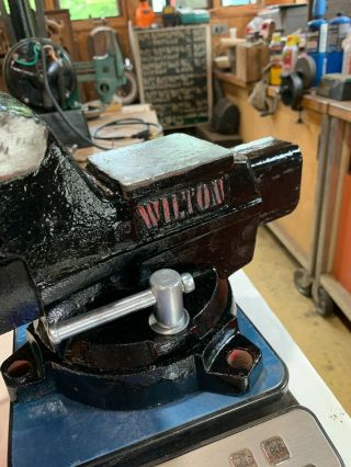 Vintage Wilton 110850 Swivel Bench Vise 5 " In Jaws 30 Lbs