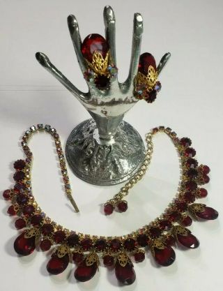 Vtg Juliana Ruby Red Dangles Siam Red Gold Tone Filligree Necklace & Earrings