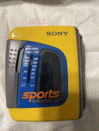 Vintage Sony Sports Walkman Cassette Player Am/fm Radio Wm - Fs191 Great