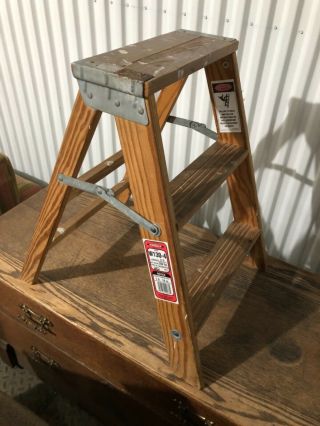 Vintage Werner W130 - 4 Wood 2 Foot Step Ladder Primitive Rustic Farmhouse 22 "