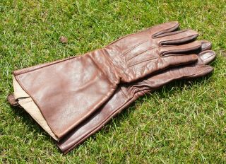 Vintage Ww2 Air Ministry Pilots Leather Gauntlets 1939 - 40.