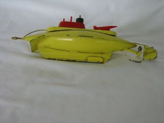 Vintage un - boxed Sutcliffe clockwork model sea wolf atomic submarine 2