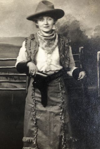 Vintage Antique Rppc Photo Postcard Sweet Pretty Cowgirl Gun Studio Photo