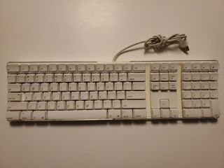 Vintage Apple A1048 Usb Wired Keyboard W/ 2 Usb Ports Authentic