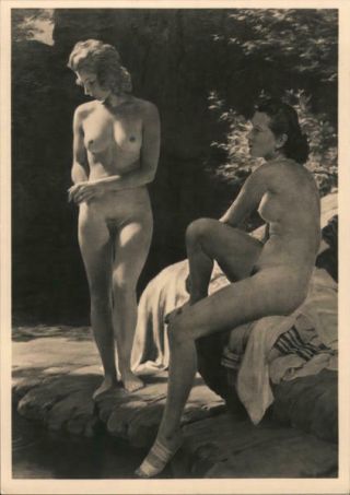 Wwii Nazi Two Nude Women,  House Of German Art,  Munich Postcard Vintage