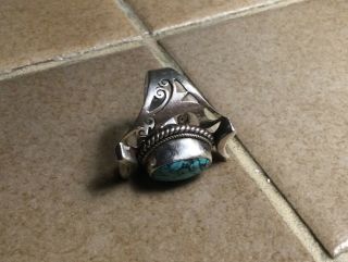 Vintage sterling silver Arts and Crafts ring with turquoise Stone 3