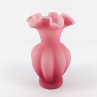 Vintage Fenton Glass Pink Satin Melon Vase Ruffled Edge 6.  75 "