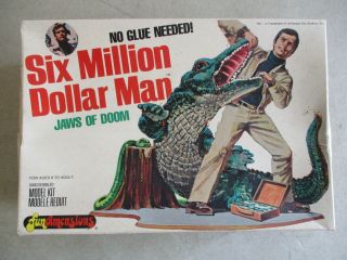 Vintage 1975 Fun Dimensions 6 Million Dollar Man Jaws Of Doom Model Kit