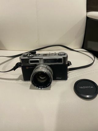 Yashica Electro 35 Near With Vintage Leather Case 2