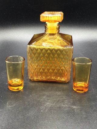 Vintage Amber Glass Liquor Decanter Bottle Textured Sides W/ 2 Shot Glasses