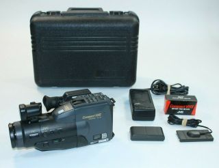 Jvc Camcorder Compact Vhs Videomovie Gr - M5u Case Batteries Charger Vtg 1992 Vcr