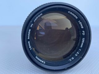 Vintage Canon Fd 135mm F/2.  8 Telephoto Lens Made In Japan Smoothly - B37