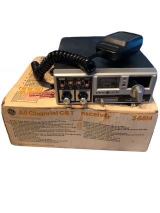 Vintage 1979 General Electric 3 - 5814b Cb Radio W/mic 40 Channel Powers On
