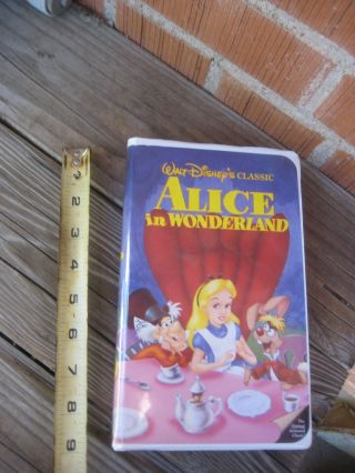 Vtg Alice In Wonderland 1986 75 Mins Black Diamond Classics Walt Disney Vhs Usa