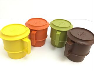Tupperware Stackable Coffee Mugs Cups Set Of 4 With Lids - Harvest Colors Vintage