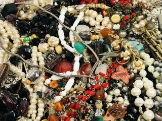 HUGE Joblot Bundle Vintage Costume Jewellery 50,  Mixed Items Wear Resell Collect 2