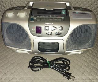 Vintage Aiwa Csd - Es227 Boombox Cd Cassette Tape Am Fm Radio Stereo Grey