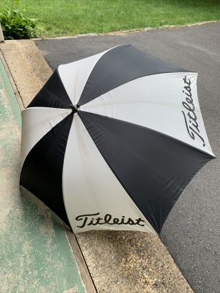 Titleist Golf Rare Umbrella Single Canopy Tour Umbrella - Black/white Vintage