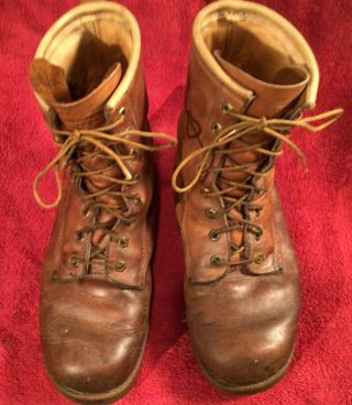 Men’s Vintage Brown Leather Lace Up Work Boots Size 9.  5 C