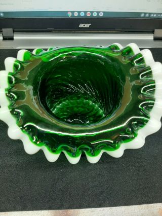 Fenton Emerald Green Snow Crest Swirl Top Hat Vase Dish - Vintage 1955 - 4 3/4 "