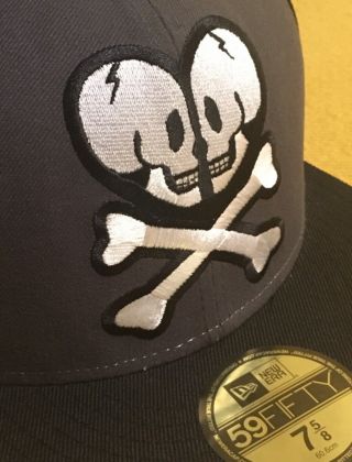 Tokidoki Skull Crossbones Era Skate Hat 7 5/8 Rare Vtg Tkdk King Kong Adios