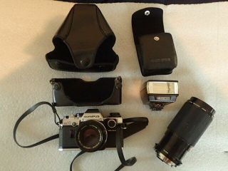 Vintage Om 10 Olympus Camera/flash/vivitar 80 - 200mm Lens/leather Case/not