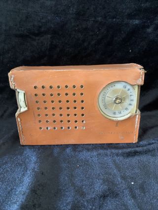 Ge General Electric Vintage P - 808e White All Transistor Radio With Case
