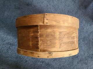 Vintage Large Round Wooden Shaker Style Cheese Pantry Box 16 1/2 " X 7 1/2 "