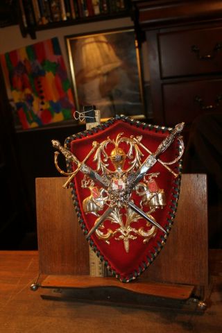 Vintage Coat Of Arms Medieval Crest Wall Plaque Swords Shield 12 "