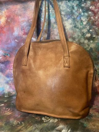 Vintage Cognac Leather Shoulder Bag,  Multiple Interior Pockets,  Unbranded.