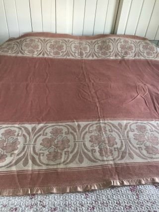 VINTAGE COTTON ? CAMP BLANKET FLOWERS in MEDALLIONS SALMON Almost BRICK 66”x 69” 2